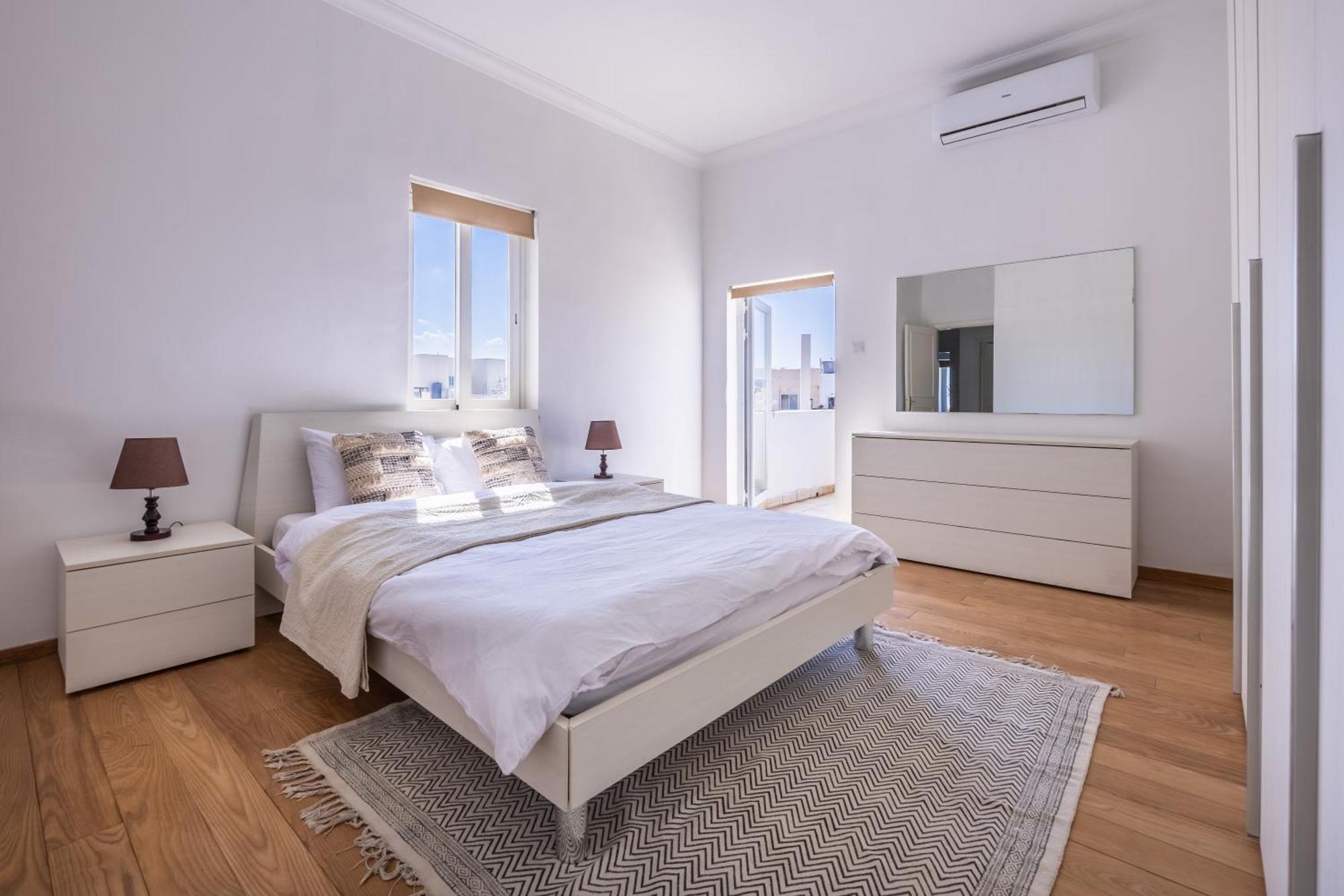 Apartamento Stunning - Seaview Penthouse 3-bed + Parking *